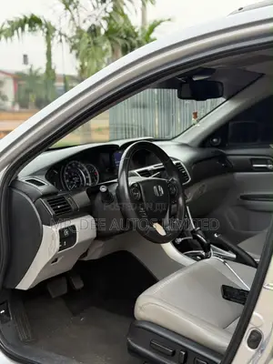 Honda Accord EX-L V-6 4dr Sedan (3.5L 6cyl 6A) 2014 Silver
