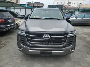 Toyota Land Cruiser 2013 Gray