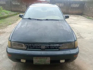 Toyota Corolla 1997 Green