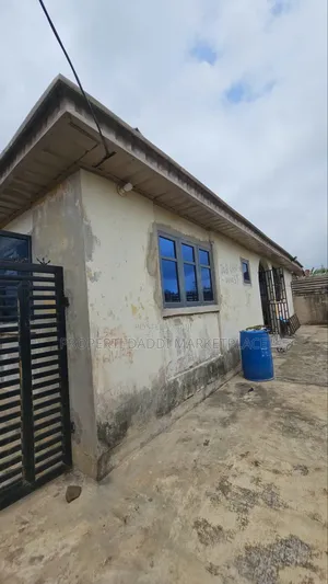 3bdrm Bungalow in Ikola, Ipaja for sale