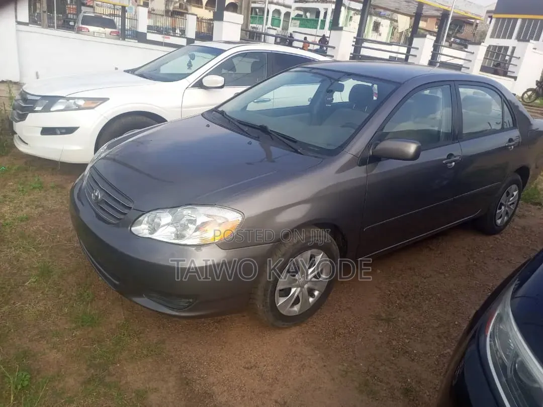 Toyota Corolla 2003 Brown