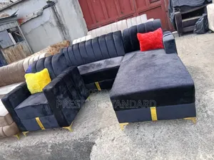Living Room Couch With Single
