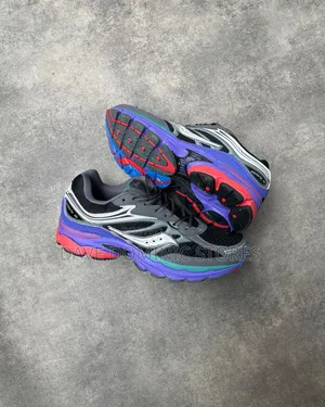 Original Saucony Omni Pro Gride Available Now (Selling Fast)