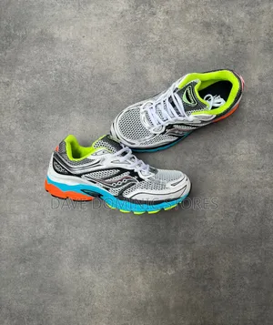 Original Saucony Omni Pro Gride Available Now (Selling Fast)