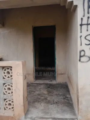 Furnished 2bdrm Bungalow in Akinyele for rent
