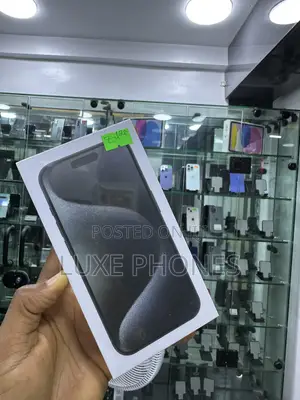 New Apple iPhone 15 Pro 128 GB Black