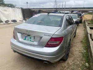 Mercedes-Benz C300 2011 Silver