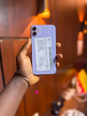 Apple iPhone 11 64 GB