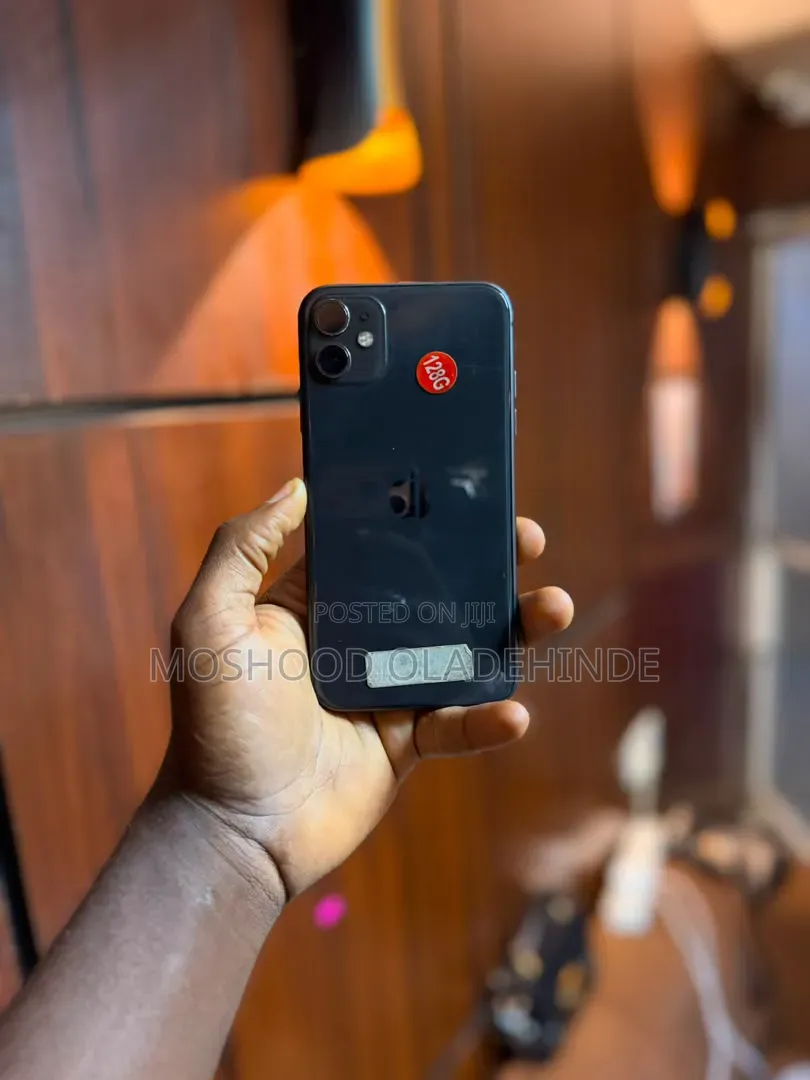 Apple iPhone 11 64 GB