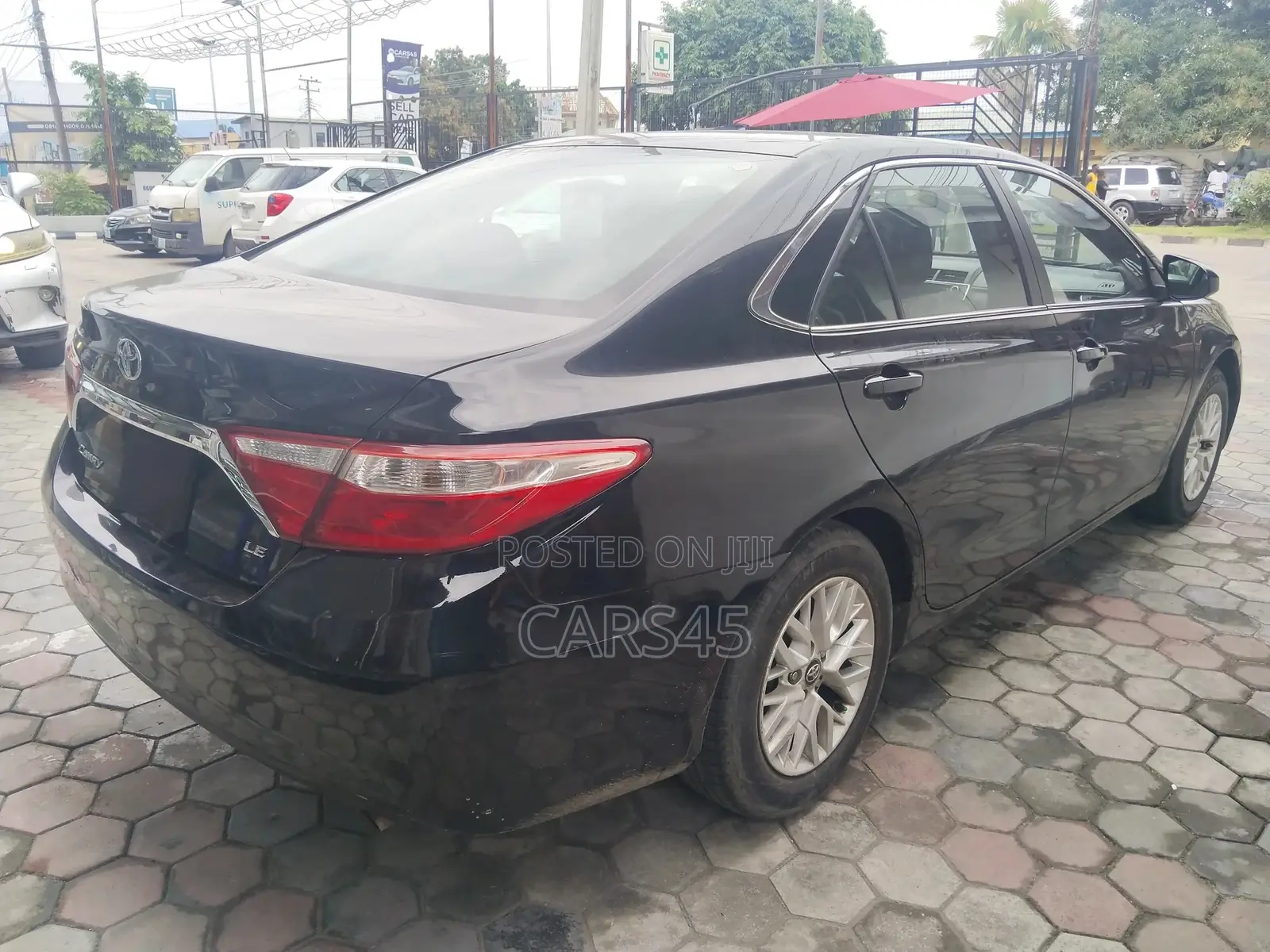 Toyota Camry 2016 Black