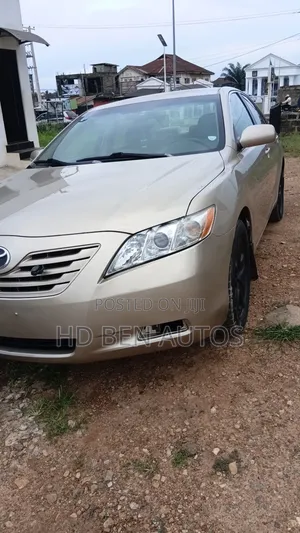 Toyota Camry LE 4dr Sedan (2.4L 4cyl 5A) 2009 Silver