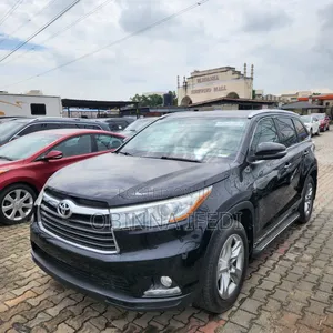 Toyota Highlander 2016 Black