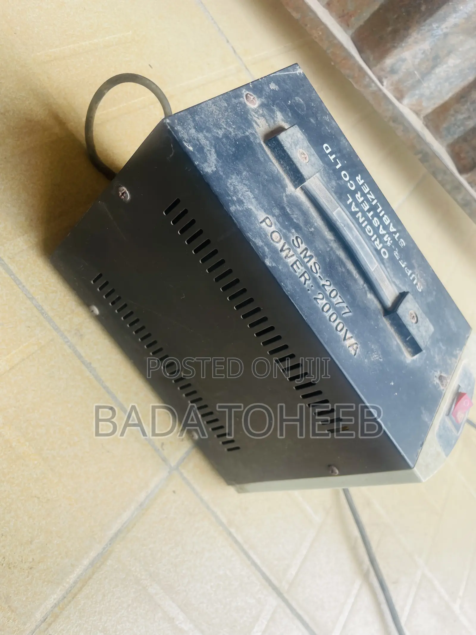 2000VA Relay Automatic Voltage Stabilizer DV-2000 Black