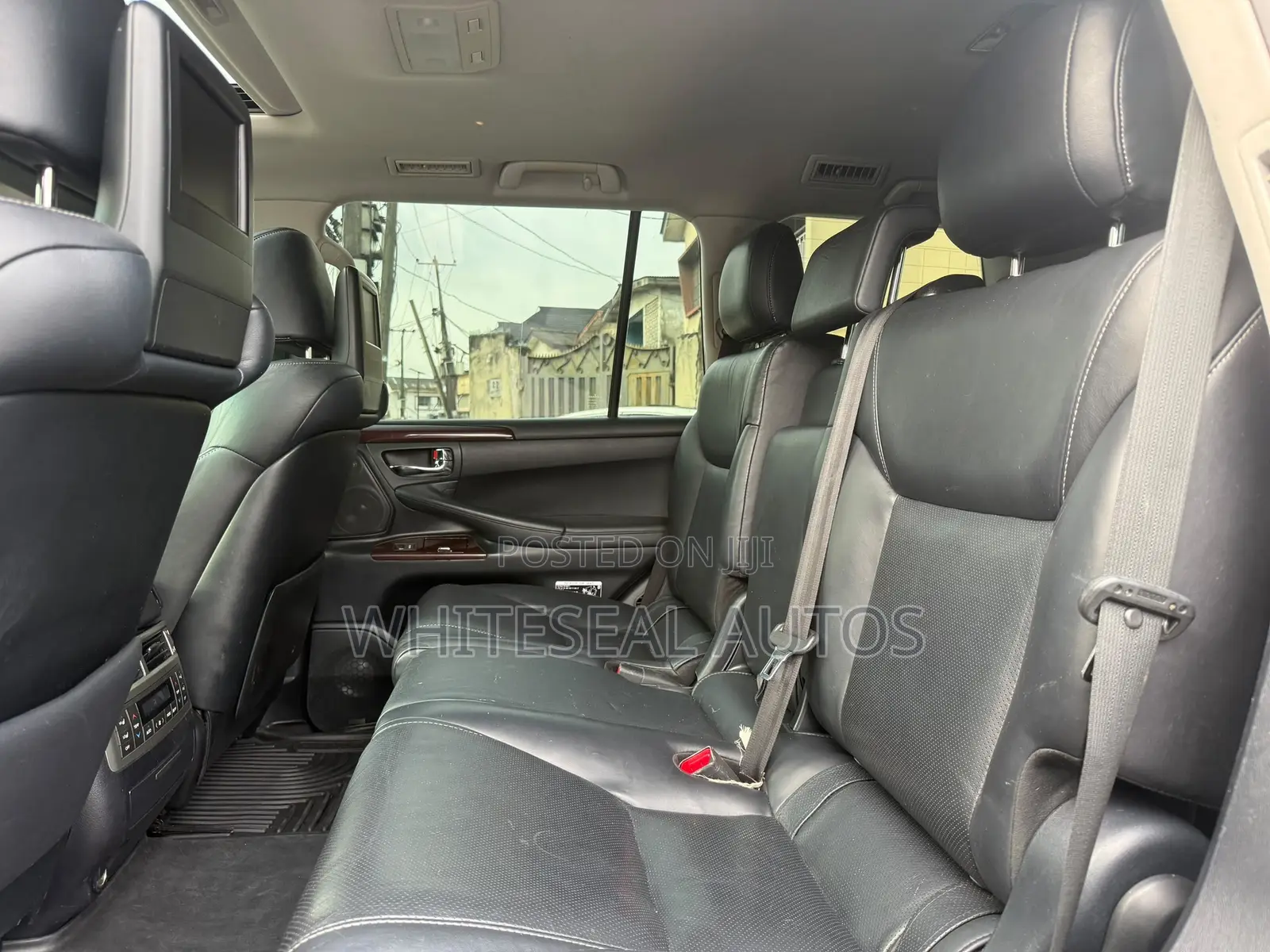 Lexus LX 570 2012 Black