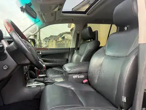 Lexus LX 570 2012 Black