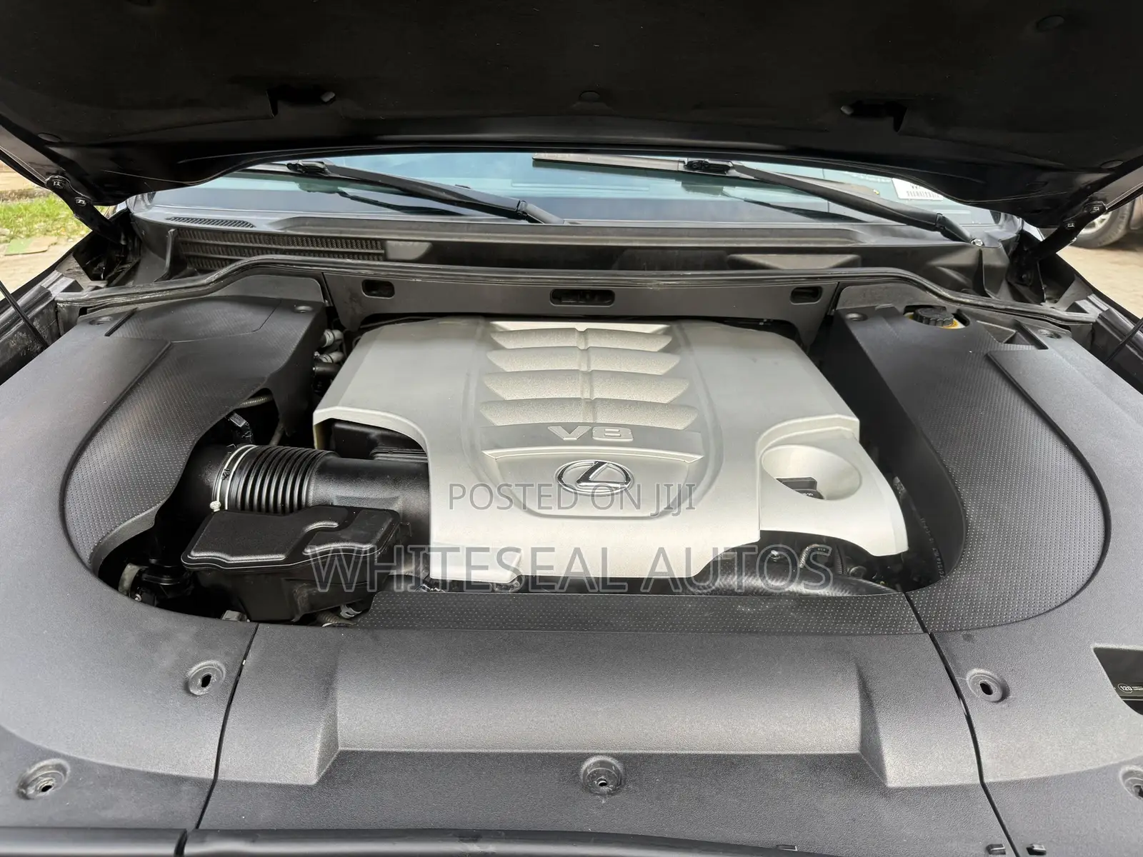 Lexus LX 570 2012 Black