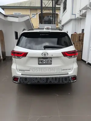 Toyota Highlander Limited Platinum 4x4 V6 (3.5L 6cyl 8A) 2018 White