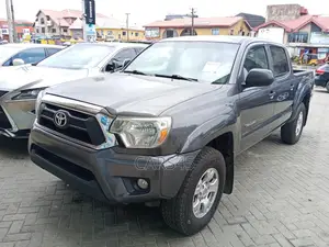 Toyota Tacoma 2015 Gray