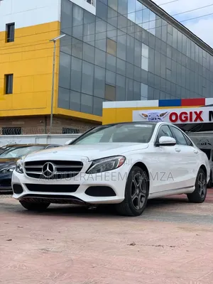 Mercedes-Benz C300 2016 White