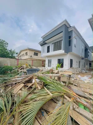5bdrm Duplex in Omole Phase 2 Lagos for sale