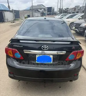 Toyota Corolla 2009 Black