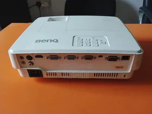 Multimedia Projector With HDMI