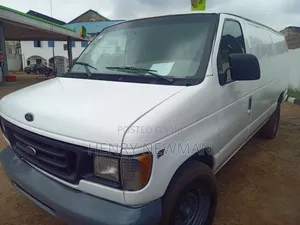 Ford E350 2006 White