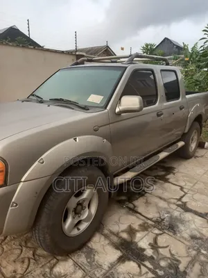 Nissan Frontier 2004 Gray