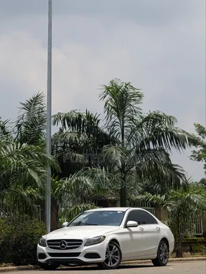 Mercedes-Benz C300 2015 White