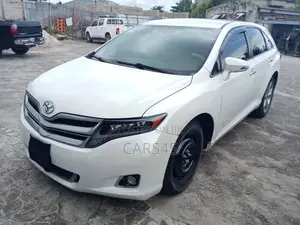 Toyota Venza XLE FWD V6 2013 White