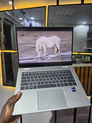 Laptop HP EliteBook x360 1040 G9 16GB Intel Core i5 SSD 256GB