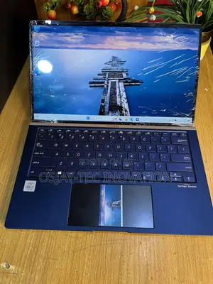 Laptop Asus Zenbook 14 UX434 16GB Intel Core i7 SSD 512GB