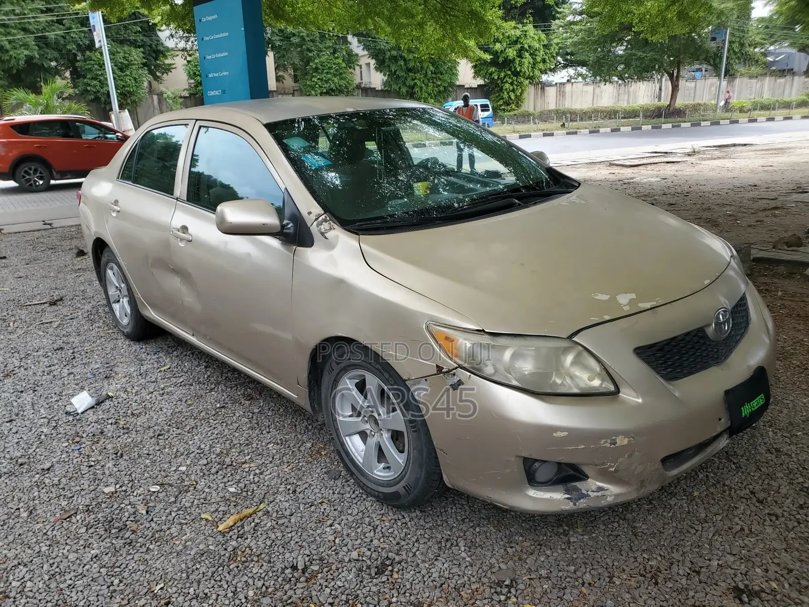 Toyota Corolla 2009 Gold