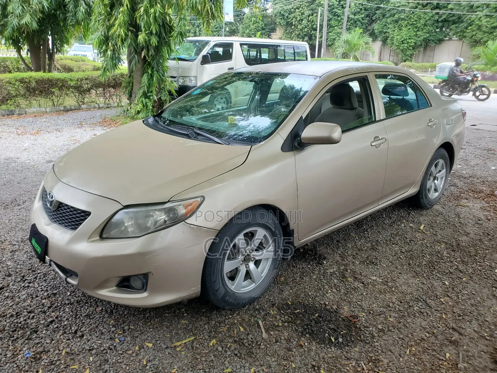 Toyota Corolla 2009 Gold