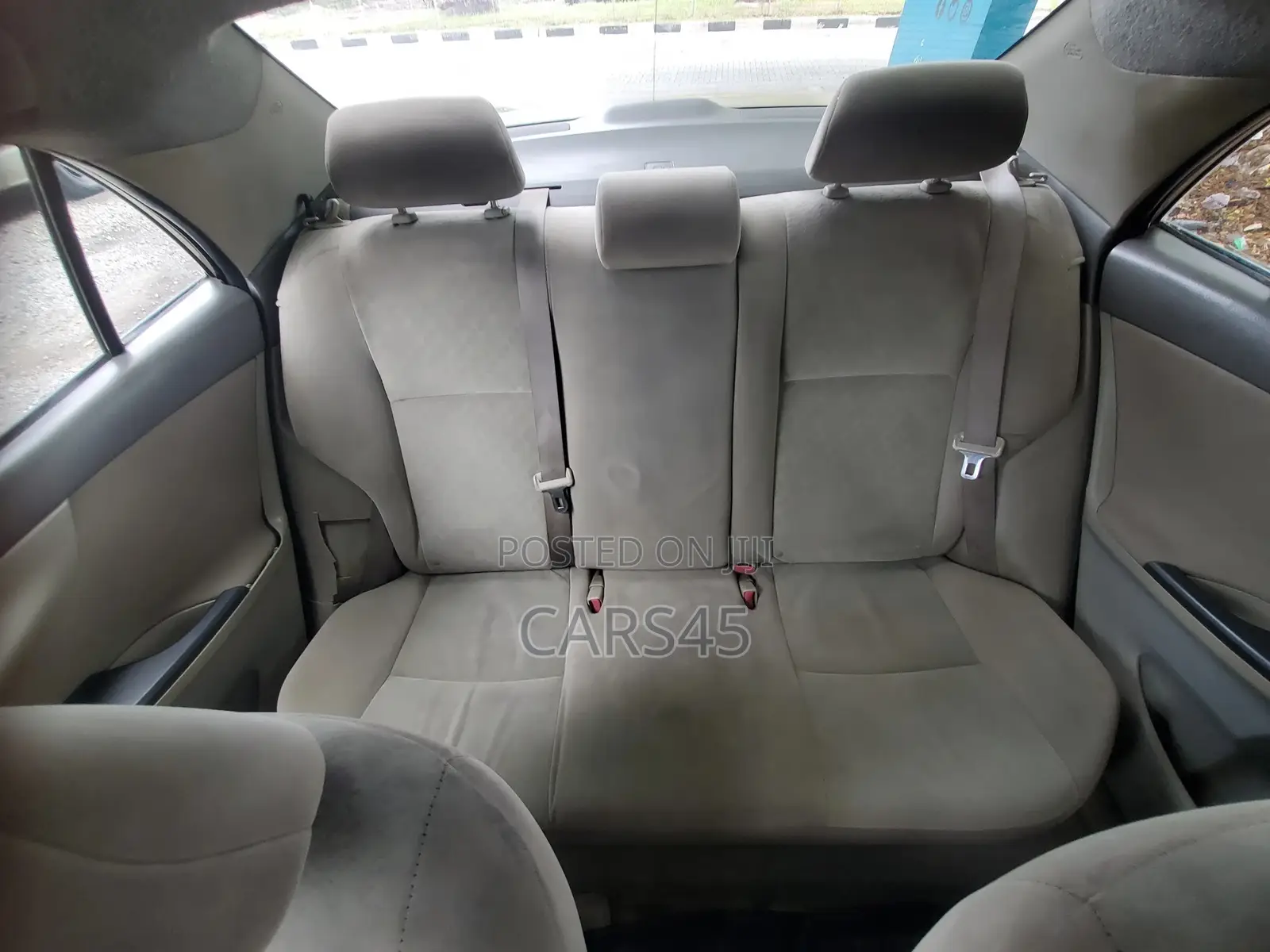 Toyota Corolla 2009 Gold