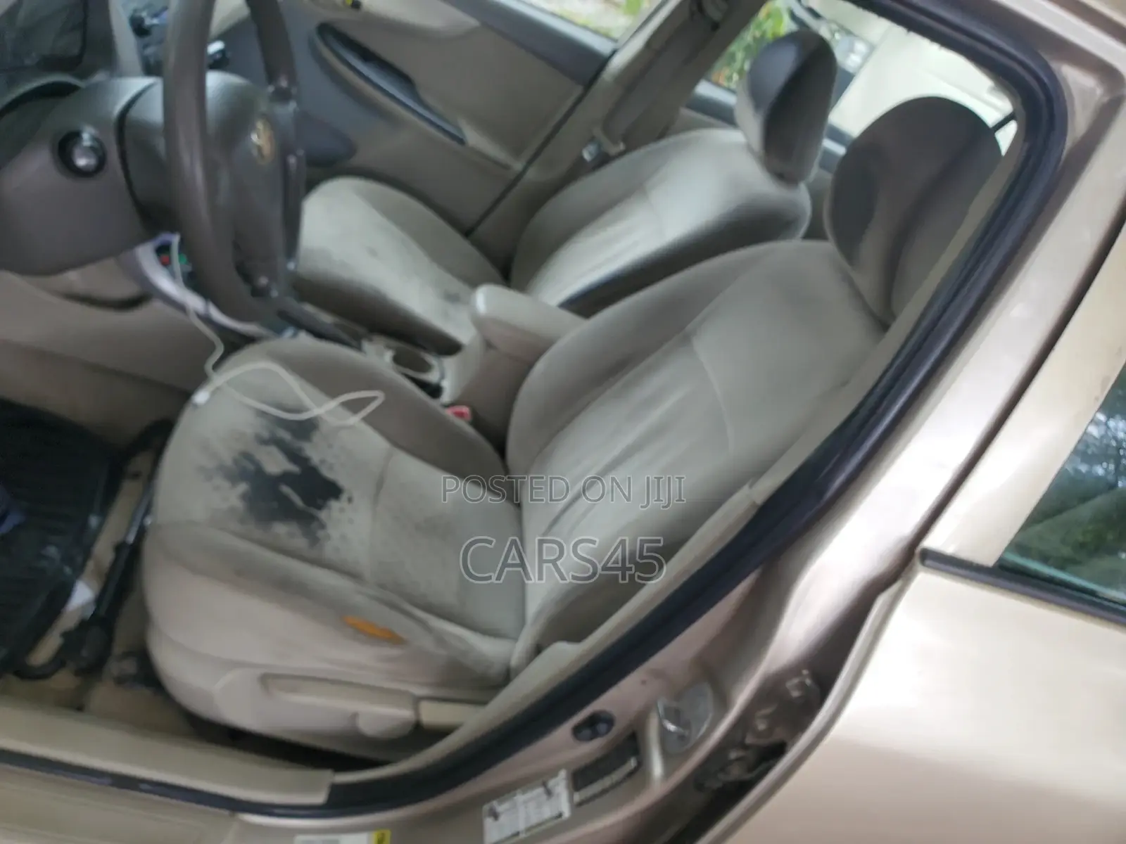 Toyota Corolla 2009 Gold
