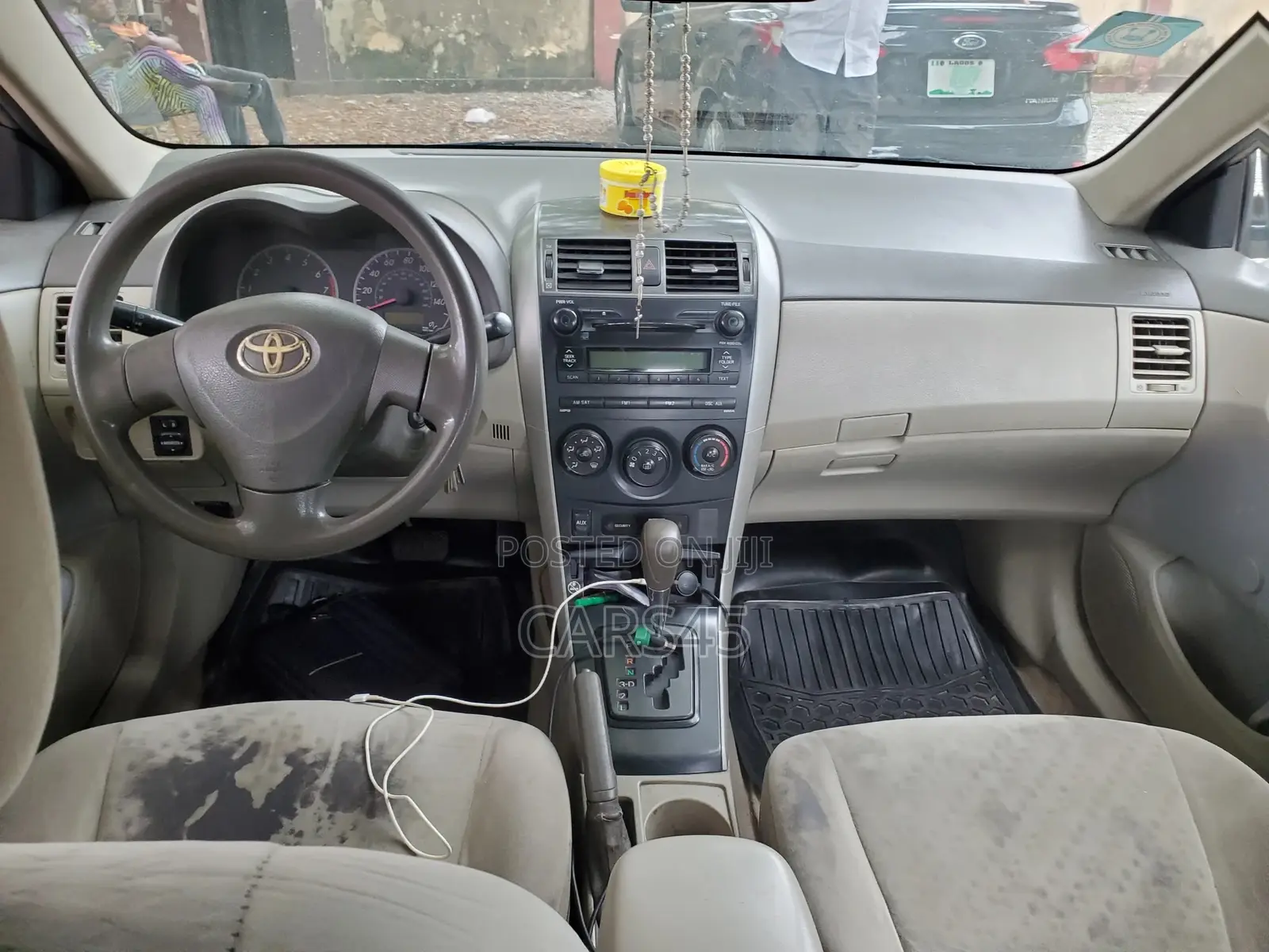 Toyota Corolla 2009 Gold