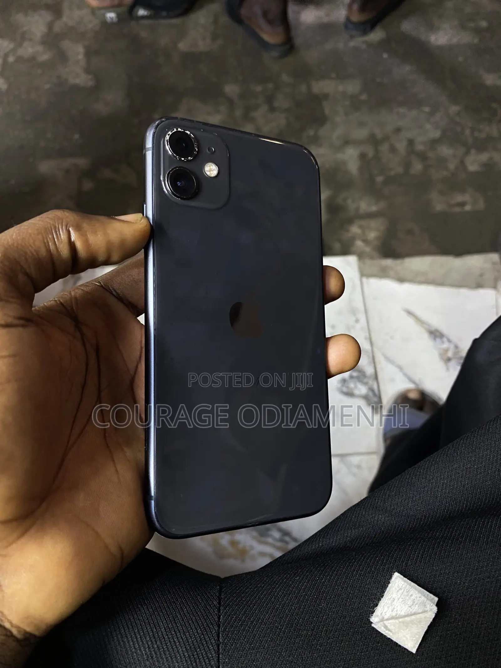 Apple iPhone 11 64 GB Black