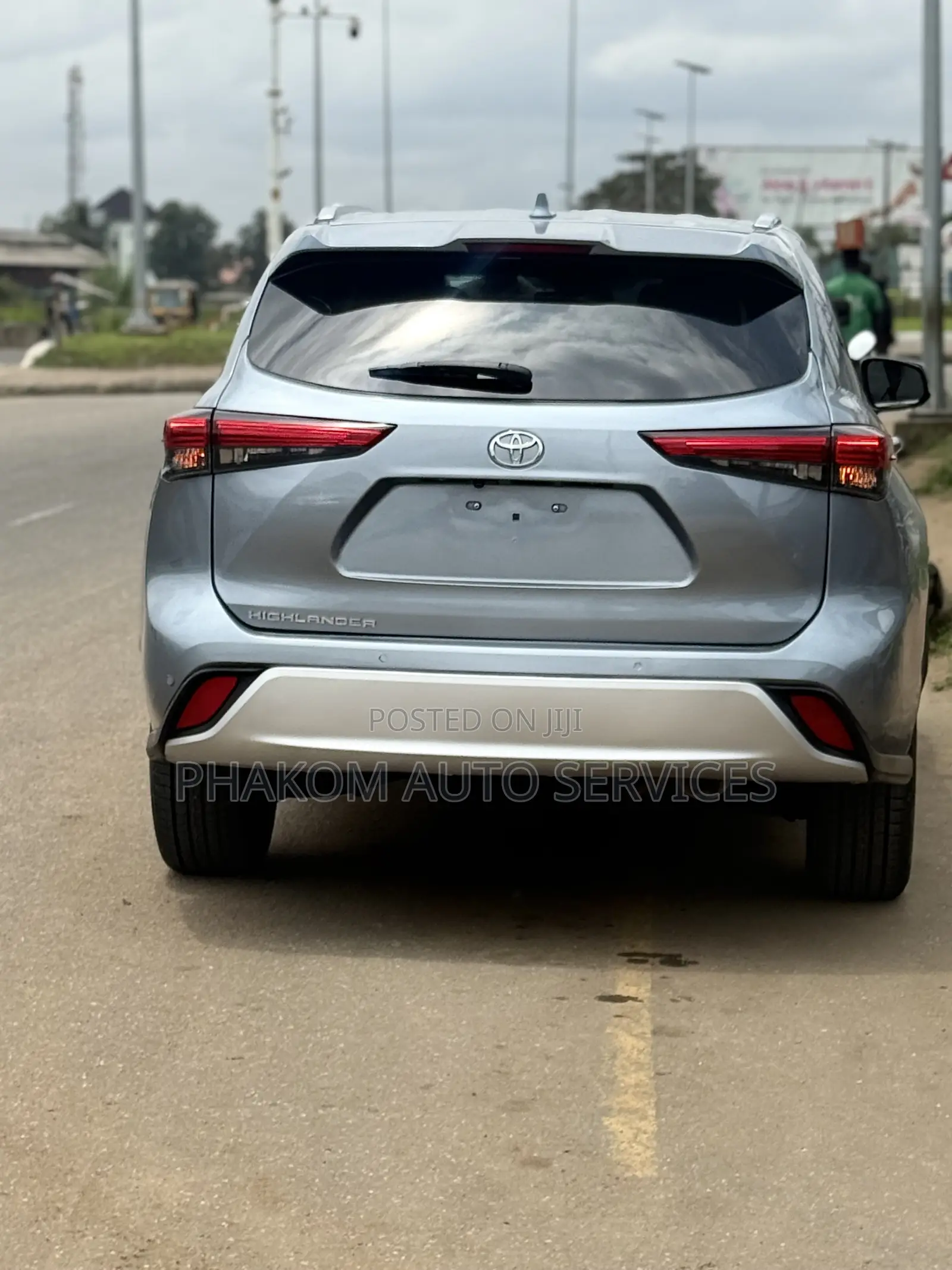 Toyota Highlander Limited AWD 2020 Blue