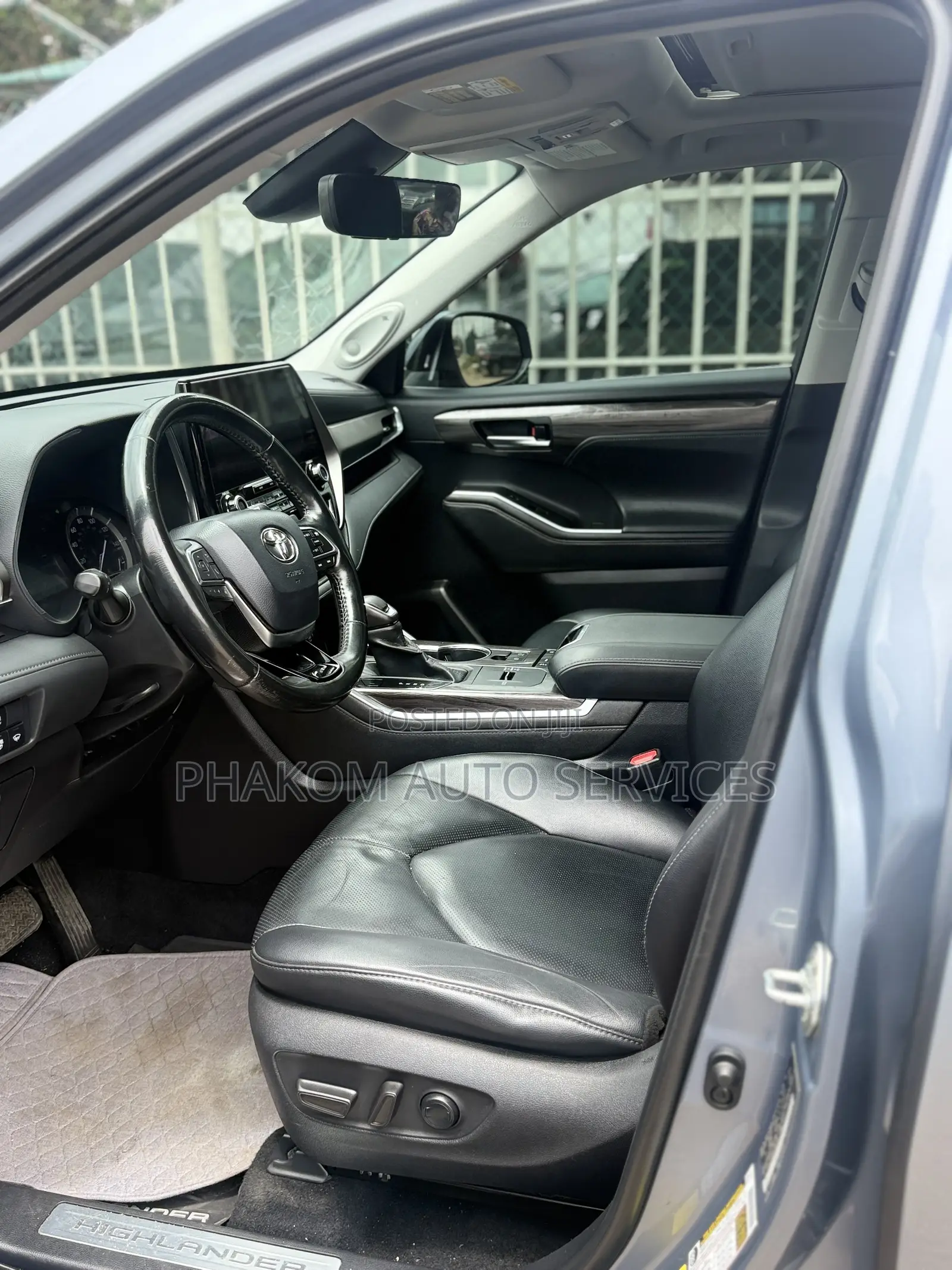 Toyota Highlander Limited AWD 2020 Blue