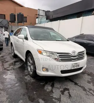 Toyota Venza V6 AWD 2010 White