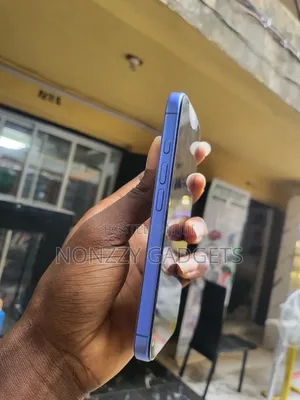Apple iPhone 16 256 GB Blue