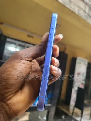 Apple iPhone 16 128 GB Blue