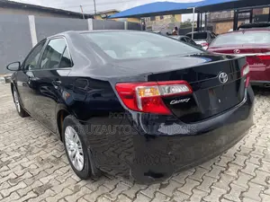 Toyota Camry LE 4dr Sedan (2.5L 4cyl 6A) 2012 Black