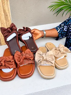 Comfy Puffy Bow Platform Slides