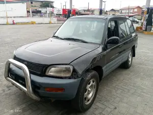 Toyota RAV4 1997 Black
