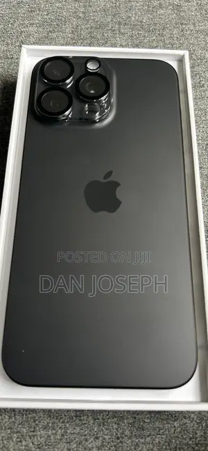 New Apple iPhone 15 Pro Max 512 GB Black