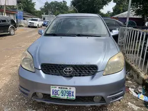 Toyota Matrix 2004