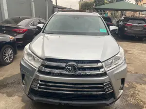Toyota Highlander 2019 Silver