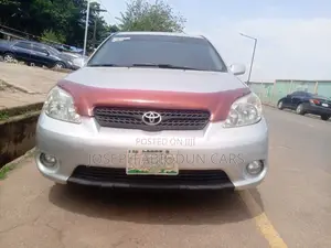 Toyota Matrix Hatchback AWD (1.8L 4cyl 4A) 2005 Silver